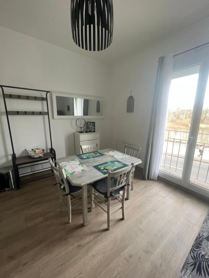 Cosy Loire, T2 Neuf, Front De Loire ,Vue Cathedrale,5Min A Pied Centre Ville Et Parking Prive ออร์เลออง ภายนอก รูปภาพ